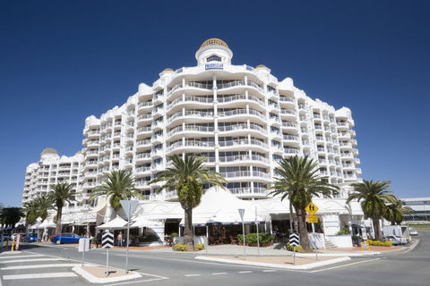 Phoenician Resort - Accommodation Rockhampton 0