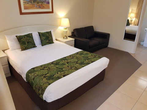 The Palms Motel, Chinchilla - Accommodation Rockhampton 2