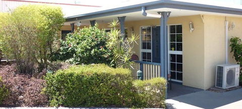 Outback Motel - Accommodation Rockhampton 2