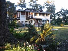 Chalet Swisse Spa - Accommodation Rockhampton 0