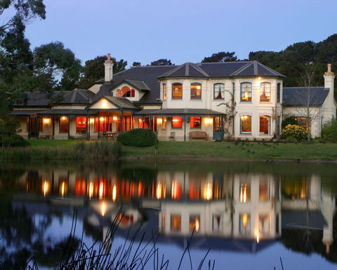 Woodman Estate - Accommodation Rockhampton 0
