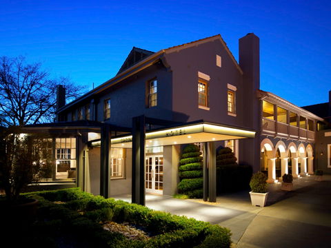 Peppers Mineral Springs - Accommodation Rockhampton 0