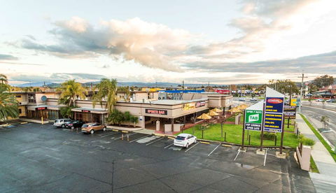 Boomerang Hotel - Accommodation Rockhampton 1