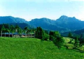 Hillcrest Mountain View Retreat - Accommodation Rockhampton 2
