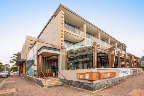 Narrabeen Sands Hotel By Nightcap Plus - Accommodation Rockhampton 1