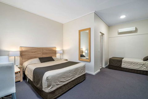 Quality Hotel Sherbourne Terrace - Accommodation Rockhampton 2