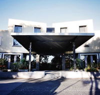 Golden Pebble Hotel - Accommodation Rockhampton