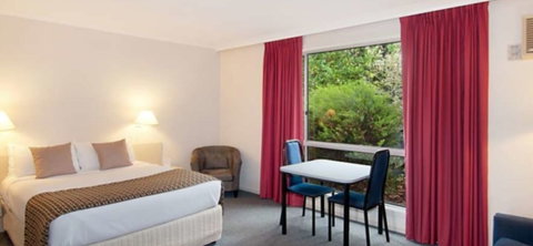 Hotel Ringwood Lake - Accommodation Rockhampton 0