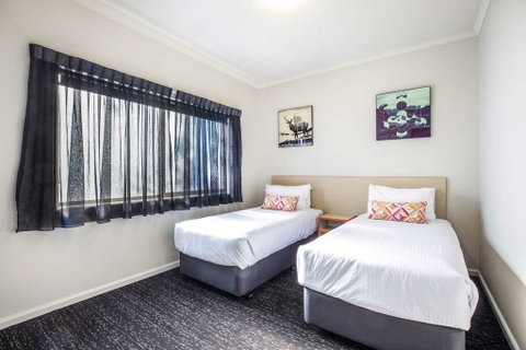 Monash Hotel - Accommodation Rockhampton 16