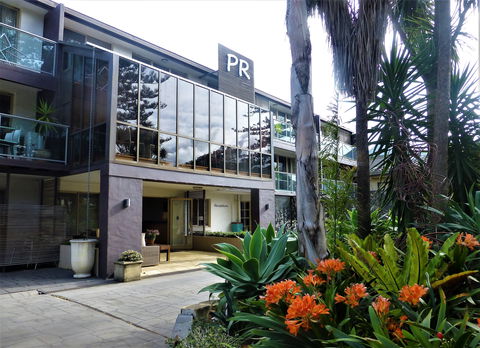 Park Ridge Retreat - Accommodation Rockhampton 0