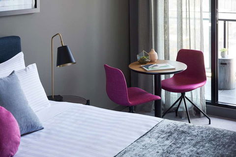 The Chen - Art Series - Accommodation Rockhampton 7