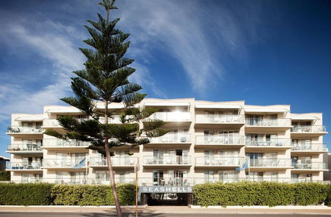 Seashells Scarborough - Accommodation Rockhampton 0