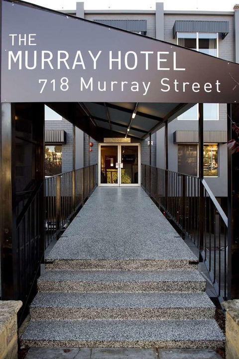 The Murray Hotel - Accommodation Rockhampton 1