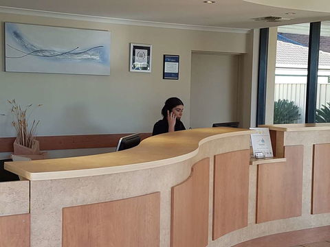 Best Western Chaffey Intl Motor Inn - Accommodation Rockhampton 1
