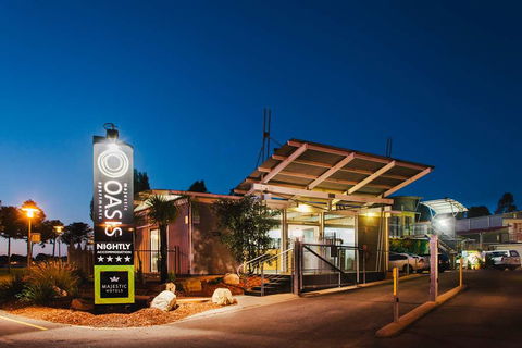 Majestic Oasis Apartments - Accommodation Rockhampton 0