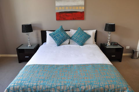 RNR Apartments, Adelaide - Accommodation Rockhampton 1