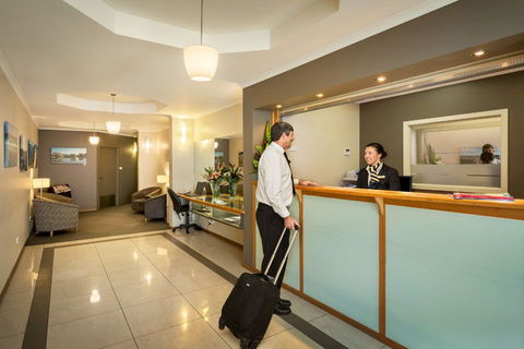 Quest Waterfront Serviced Apartments - Accommodation Rockhampton 1