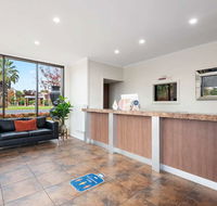 Comfort Inn Deakin Palms - Accommodation Rockhampton