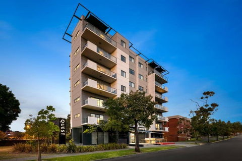 Quest On Rheola - Accommodation Rockhampton 0