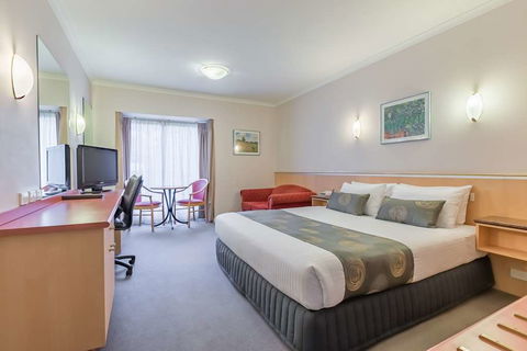 Waverley International Hotel - Accommodation Rockhampton 0
