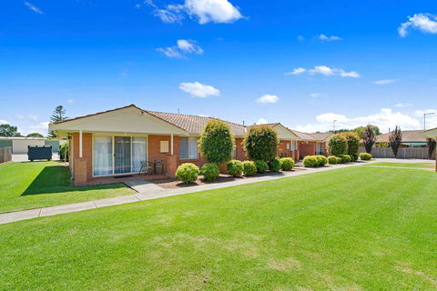 Comfort Inn & Suites King Avenue - Accommodation Rockhampton 0