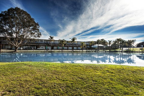 Rivers Inn Motel - Accommodation Rockhampton 2