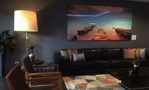 H on Smith Hotel - Accommodation Rockhampton 2