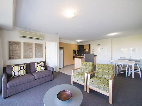 Oaks Seaforth Resort - Accommodation Rockhampton 2