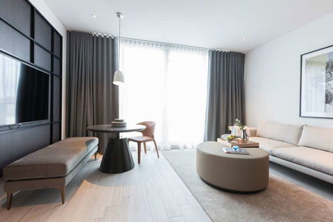 Skye Suites Green Square - Accommodation Rockhampton 0