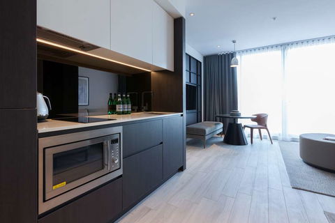 Skye Suites Green Square - Accommodation Rockhampton 1
