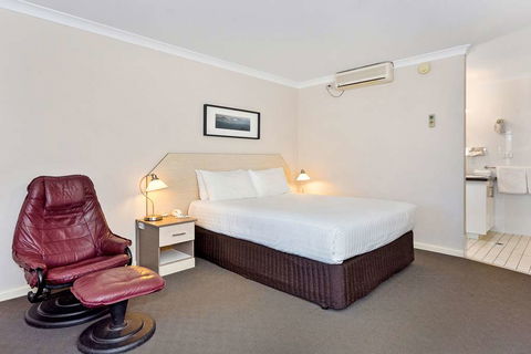 Quality Inn Railway - Accommodation Rockhampton 8