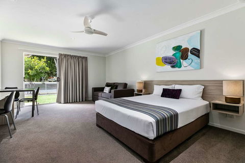 Econo Lodge Beachside - Accommodation Rockhampton 7