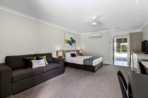 Econo Lodge Beachside - Accommodation Rockhampton 8