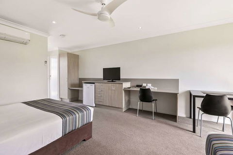 Econo Lodge Beachside - Accommodation Rockhampton 12