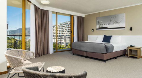 Pacific Hotel Cairns - Accommodation Rockhampton 9