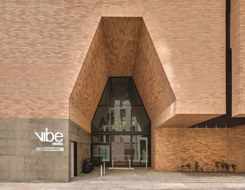 Vibe Hotel Sydney Darling Harbour - Accommodation Rockhampton 1