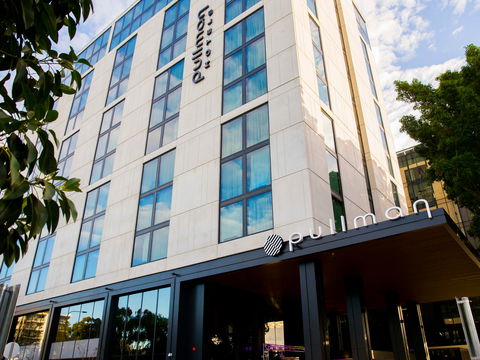 Pullman Sydney Airport Hotel - Accommodation Rockhampton 0