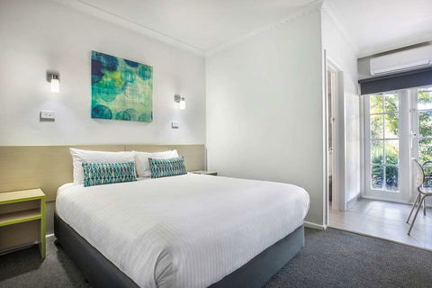 Skyways Hotel - Accommodation Rockhampton 2