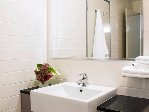 Novotel Darwin Airport Hotel - Accommodation Rockhampton 1