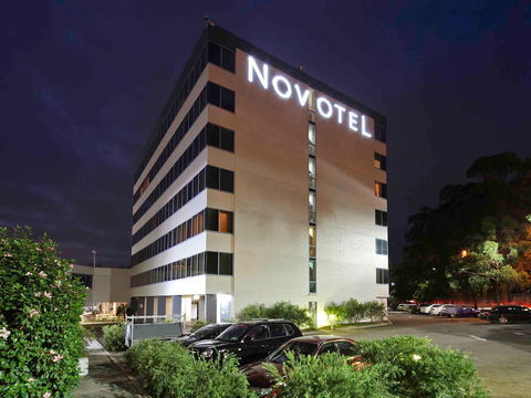 Novotel Sydney Rooty Hill - Accommodation Rockhampton 0
