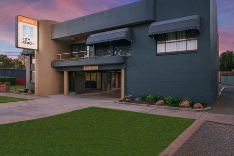 City Reach Motel - Accommodation Rockhampton 0