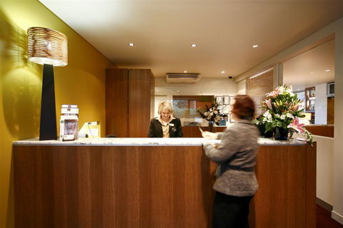 Best Western Plus The Tudor-Box Hill - Accommodation Rockhampton 1