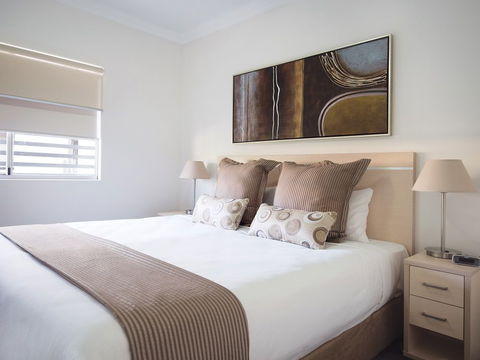 Oaks Mews - Accommodation Rockhampton 2