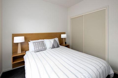 Lady Bay Resort - Accommodation Rockhampton 1