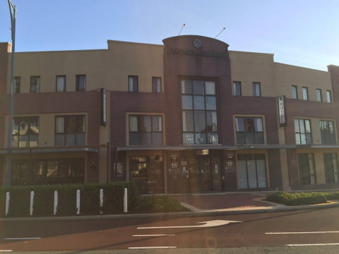 Joondalup City Hotel - Accommodation Rockhampton 0