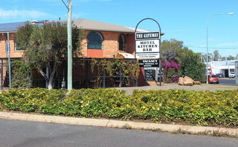 Western Gateway Motel - Accommodation Rockhampton 1