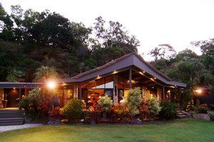 Trinity Beach Palace - Accommodation Rockhampton 0