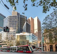 Meriton Suites Campbell Street - Accommodation Rockhampton
