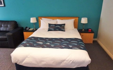 Victoria Lodge Motor Inn & Serviced Apts - Accommodation Rockhampton 1