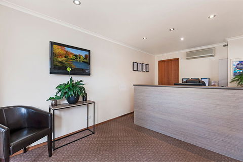 AAt 28 Goldsmith Motel - Accommodation Rockhampton 1